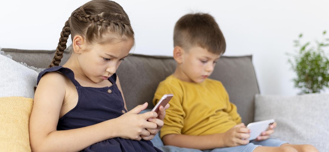 Excesso de jogos digitais pode impactar funções cognitivas e socioemocionais das crianças, alerta professora de Psicologia e Pedagogia da UMC