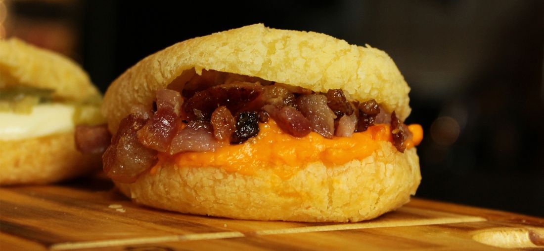 Bomdiqueijo: que tal uma 'pãodequeijaria"?