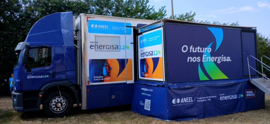 Projeto Nossa Energia troca de lâmpadas e sorteia geladeiras para famílias de baixa renda em Catanduva