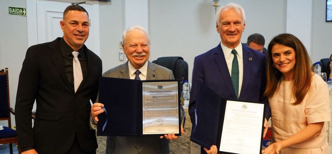 Lideranças Ivo Dall’Acqua, da Fecomércio-SP, e Luiz Galina, do Sesc-SP, receberam o Título de Cidadão Catanduvense 