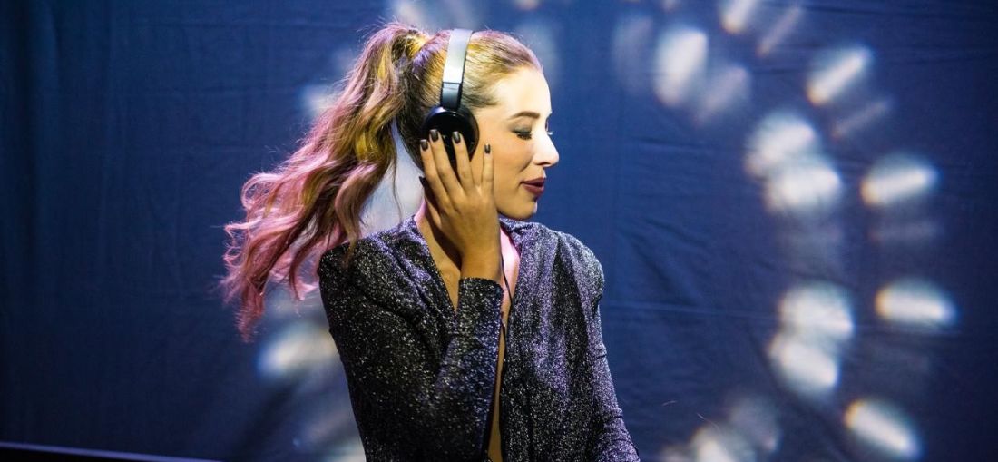 Novo single de Luiza Felício aposta na liberdade