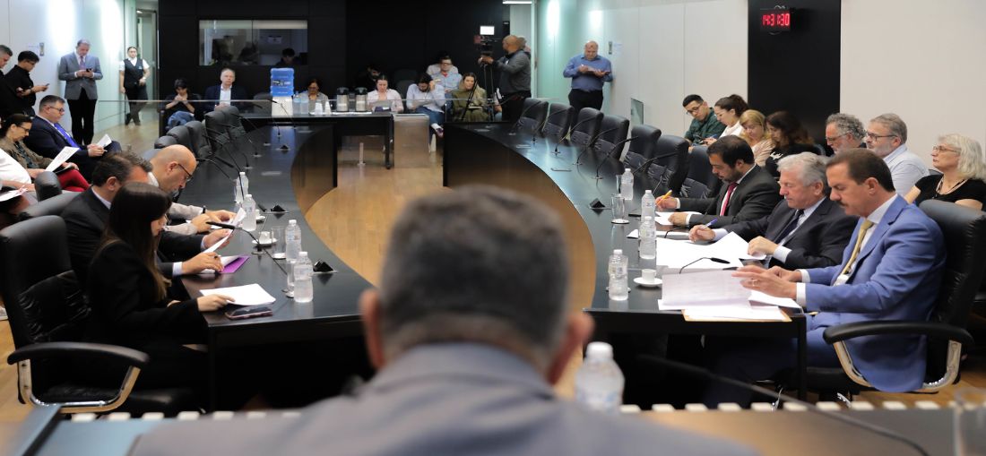 Comissão da Alesp dá aval a PL que proíbe criação de 'nudes' falsos com inteligência artificial