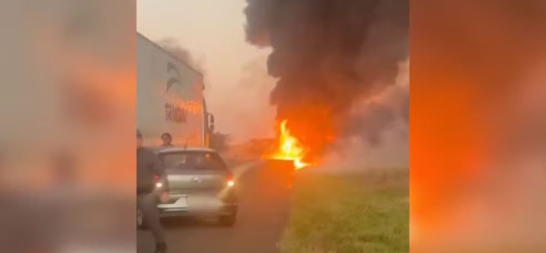Acidente ocorreu às margens da SP-310 em Pindorama (SP) — Foto: Reprodução / WhatsApp 