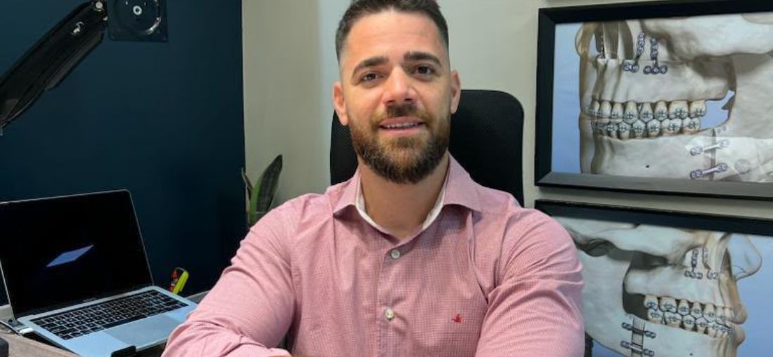 Cirurgião dentista Israel Vicente, responsável pelo Serviço de Cirurgia e Traumatologista Bucomaxilofacial do IMC – Instituto de Moléstias Cardiovasculares
