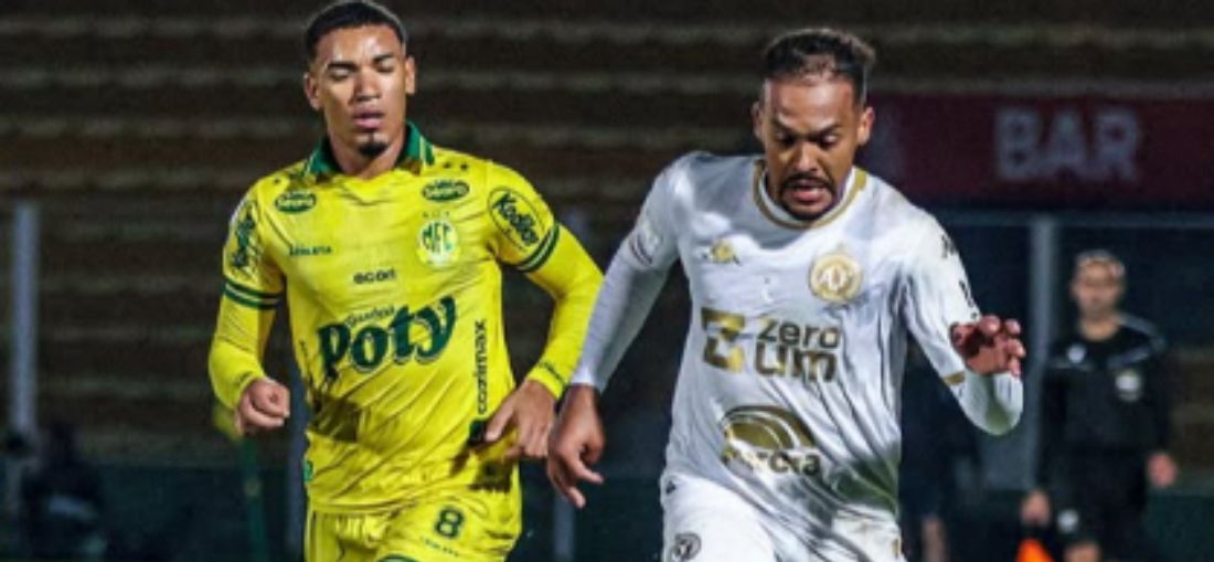 Mirassol e Chapecoense empataram em 1 a 1 neste domingo (10)  • Instagram/Chapecoense